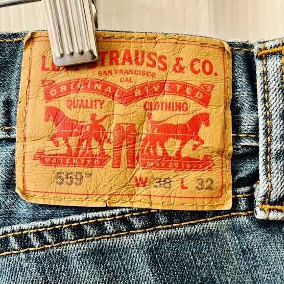 Levis 559 Relaxed Straight Jeans Men's 38 X 32 Sub Zero Blue Distressed 5 Pocket - Picture 3 of 12